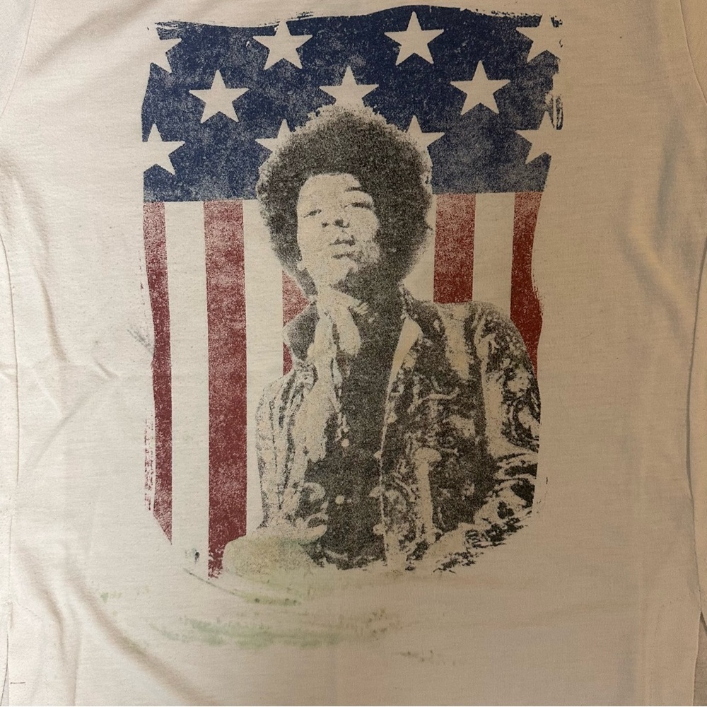 Karl Ferris White Women’s Jimi Hendrix Graphic T with side vent Size Small
